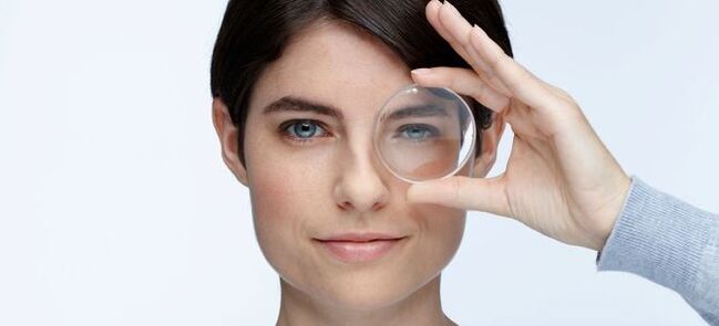 A los fines de la corrección de la visión, se pueden usar lentes duras